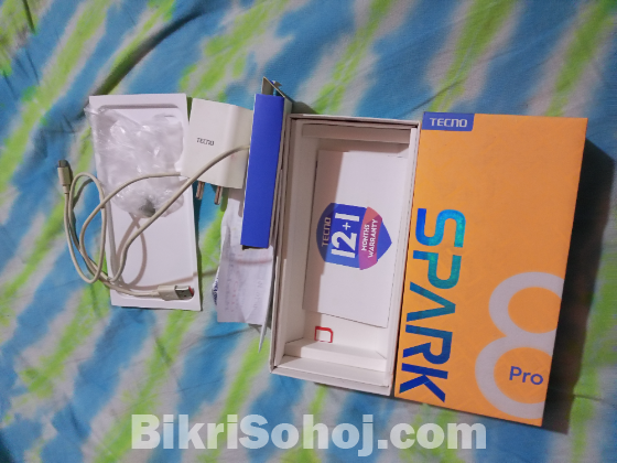 Tecno spark 8 pro